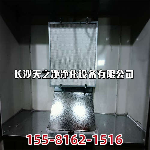 長(zhǎng)沙使用通風(fēng)柜要注意哪些事項(xiàng)-